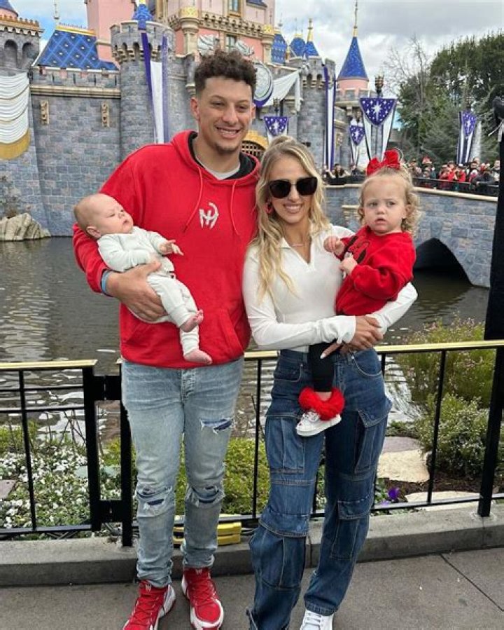 Ian Petrella's Wife, Net Worth, And Inspiring Bio