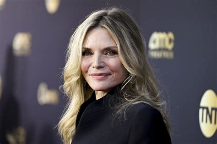 Uncover The Secrets Of Michelle Pfeiffer's Net Worth