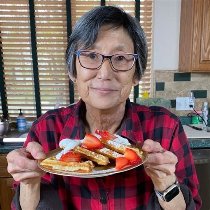Unlock Culinary Secrets With "Cooking With Lynja"!